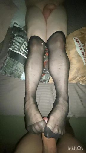Sissy Let Her Play with My Dick and Her Feet
