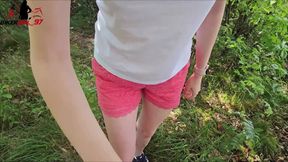 Horny Outdoor Fuck in the Field with Huge Facial