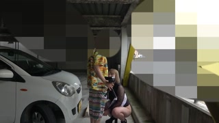 むちむち可愛い女子大生② 立体駐車場で露出生SEX