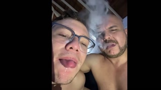 Long hot sesion a lot of kisses with saliba in black leather and rubing our chest  full of oil