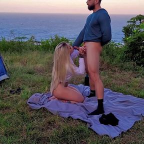 Risky Sex Real Amateur Couple Fucking at Camp