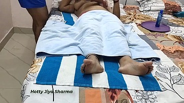 Indian big ass hot sex with married stepsister! Real taboo sex with maid in hotel room