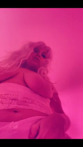 I Wanna Be Holding Your Body Close to Mine Come to Bed?