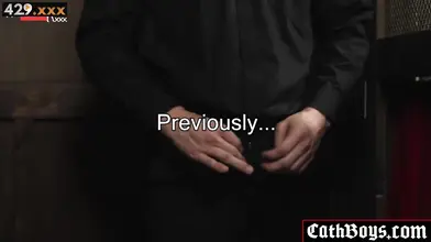 Blondes Bombshell Seduces The Entire Family In A Wild Orgy