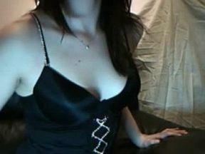 Kinky Brunette Girlfriend Likes to Play on Cam