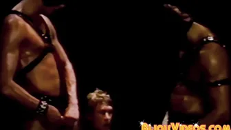 Jenning tag teamed and spit roasted in vintage bareback threesome