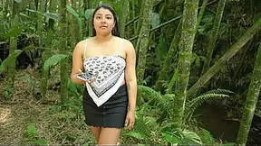 Cute Latina offers a oral in the woods for cash
