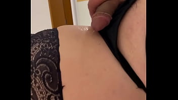 Gozando sem as m&atilde_os, s&oacute_ com o tesao na cucetinha