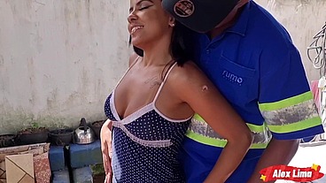 Fui fazer um trabalho na casa de uma novinha sefada que me chama para fuder e medar cú e buceta, Luana Aguiar . E . Paty Bumbum