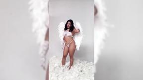 ”#latin #brunette #angel #photoshoot”