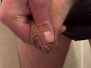 Pisse du matin . Avec bite mi molle