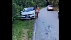 Filmada pela namorada na praia