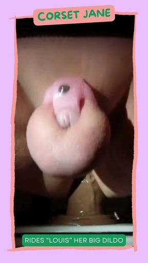 jane rides her dildo