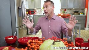 Inviting my friend to let him fuck my wife Aimee Cambridge for holiday