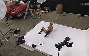 Bambi ink fucked during a honey phoneyoshoot