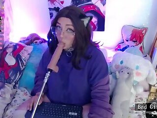 Very pretty BBW babe fuck machine blowjob