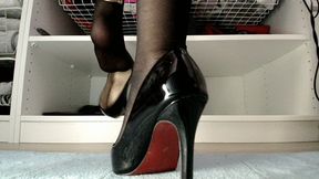 Nylons soles view from dangling