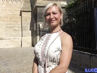 Gorgeous mother i'd like to fuck Kim likes fitness and anal sex