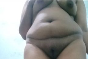 Bhabi Hot Talks and Enjoy Boobs Press