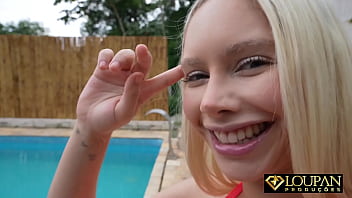 Fudendo e gozando no cuzinho da loirinha | Vivian Lola |LP Produ&ccedil_&otilde_es