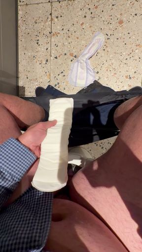 Big Pad change and piss