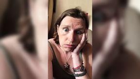 Smelly mature mom needs a clean-up from amateur stud