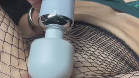 Sexy mature MILF RoxyRidesAgain shows off her cowgirl riding skills each time graduating in dildo size culminating in an attempted fisting session