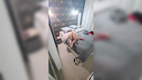 Hot&#x5993;&#x5973; Receives Steamy Christmas Present