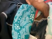 Lleno de semen la toalla de mi tia