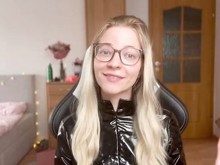 All you get to know about LATEX FETISH (pvc, leather)