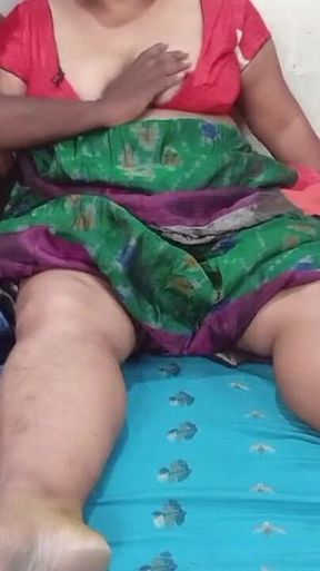 Stepmom Mastrubating with Carrot and Caught by Stepson