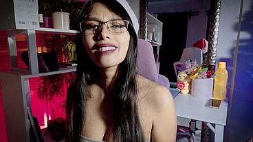 Especial navideño 2 - Tratando de seducir a un irresistible estoico sin vicios que derrama excelencia mientras medita en el parque, porque mi novio me dejo sola en la posada