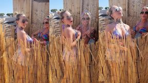 douche exhib avec @thequeen01j a la plage