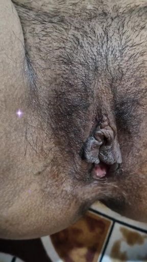 Chut ke malish. Bubs Smash   Clip 1