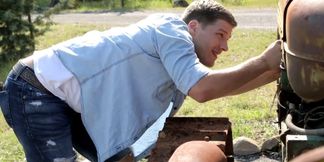 NextDoorWorld Str8 Farmer Boinks the Town's GayBoy