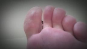 I am shrinking my boyfriend's ex and crush him with my giant foot