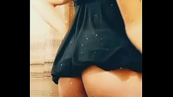 Sissy showing off