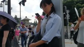 Japanese college hottie flashing upskirt in HD
