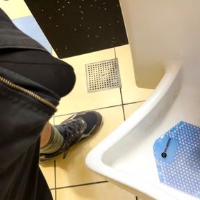 Long Urinal Piss