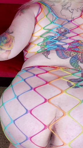 Colorful sissy loves to suck dick