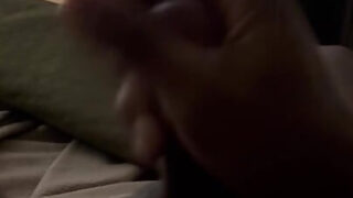 Selbstgedrehter Film mit amerikanischen Amateur-Schwulen, großer schwarzer Schwanz wird anal gefickt