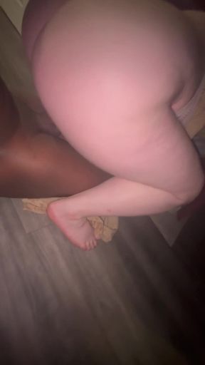 How I Say Sorry to My Curvy Wife on a Friday Night