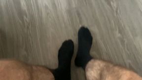 Boy 22 y show his hairy feet after work (italian feet)