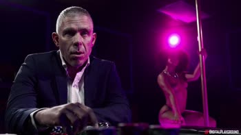 Gizelle Blanco and Erotic Medusa Sizzling in High-Stakes Blowjobs with Mick Blue