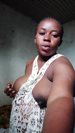 Matured woman  giving  her pussy sweet massageYou can&#039;t definitely resist this African Black woman&#039;s boobs