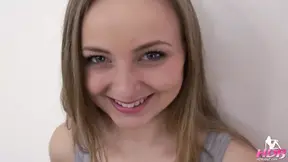 Babe fucked for creampie with mouth full of pearls