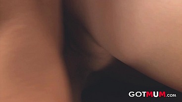 Got Mum - Holly West is an Anal Amateur