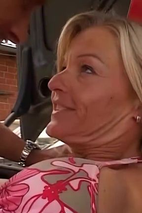 Xxl Naturally Horny Nymphomaniac