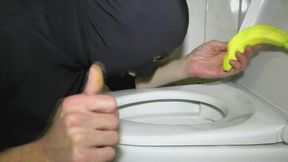 Banana: Slave overcomes his greatest disgust for the mistress