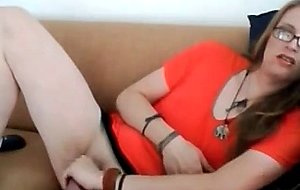 Sexy long haired gurl masturbates
